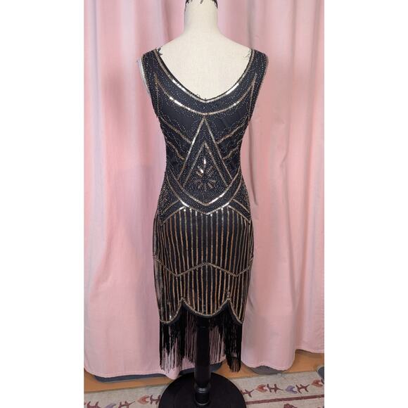 Retro Sequin Flapper Dress with Fringe Black and Gold Small - Picture 12 of 14